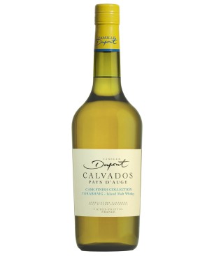Bouteille de Calvados Cask Finish Torabhaig du Domaine Dupont, affiné en fûts de whisky de l’île de Skye.